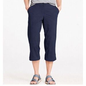 L.L.Bean Navy Blue Hiking Crop Pants Cropped Capri Mid Rise Straight size 10 P